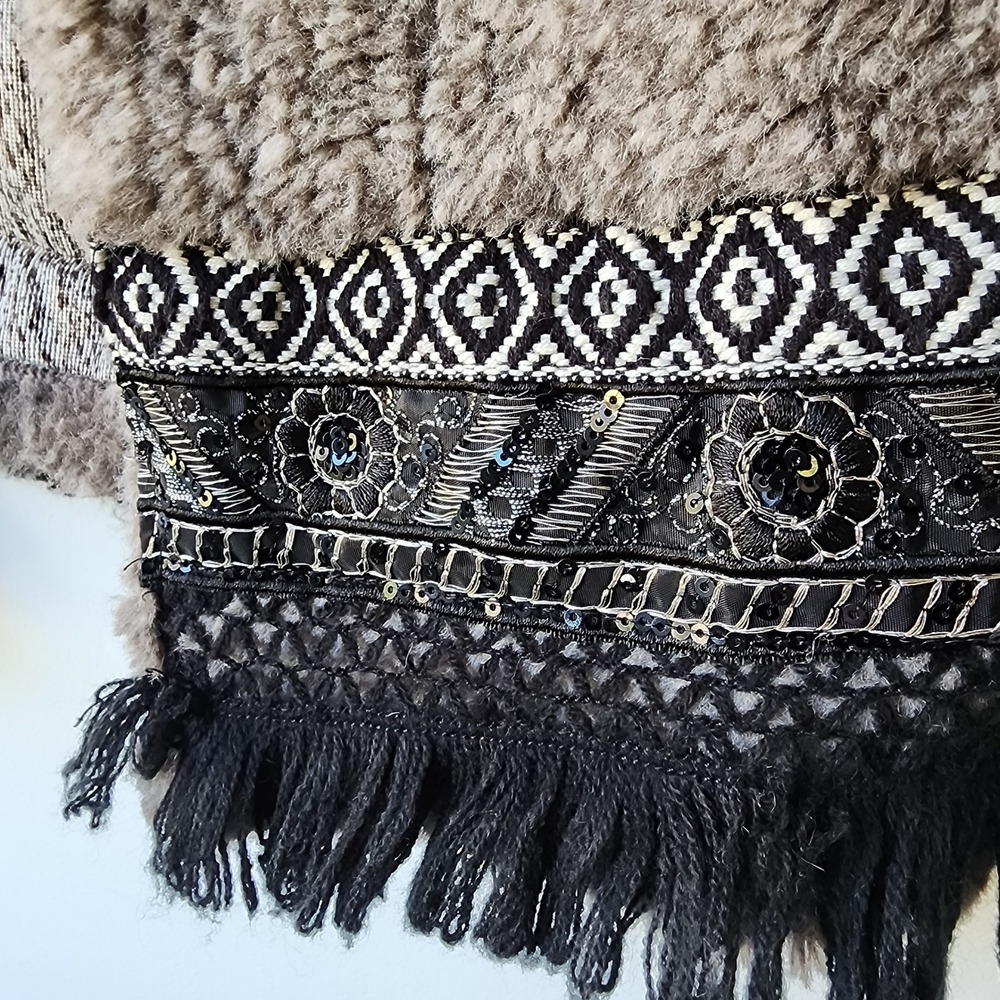 NKN Nekane Barcelona Boho Faux Fur Fringe Sequin Vest Taupe Brown Bohemian Women - Picture 2 of 8